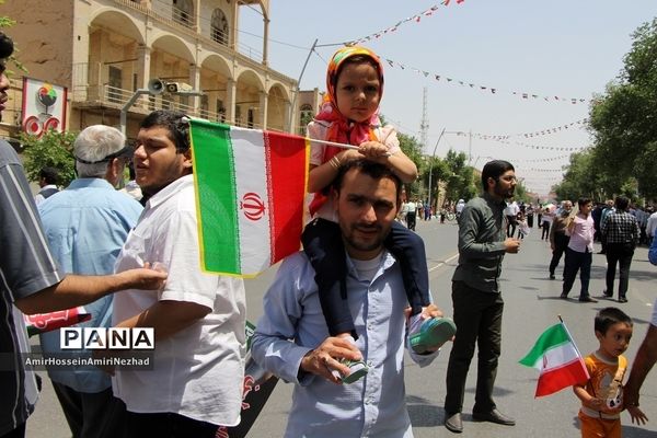 برگزاری راهپیمایی عظیم روز قدس در یزد