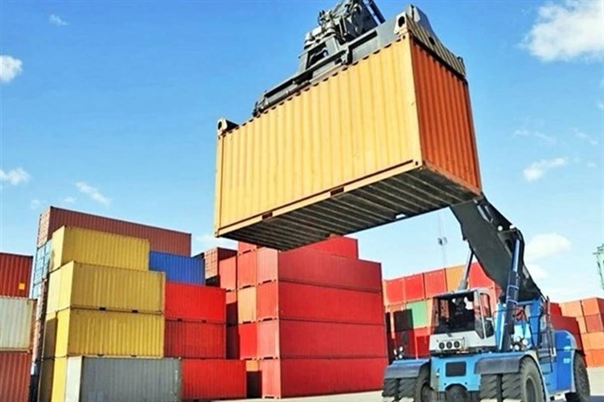 واردات ۲.۳ میلیارد دلار کالا به کشور در فروردین