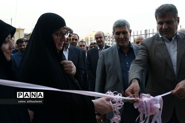 افتتاحیه استخر و سونای اندیشه در منطقه 7 تهران