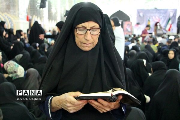 برگزاری مراسم سی امین سالگردارتحال ملکوتی حضرت امام (ره) در شیراز