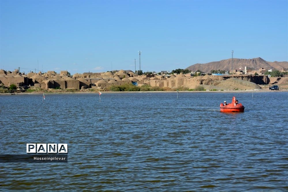 رنج کشیدن دریاچه مصنوعی گواب شهرستان خوسف