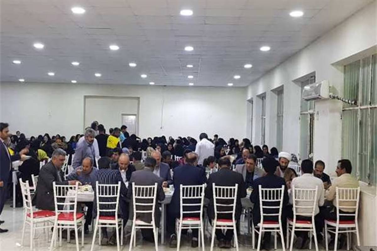 برگزاری مراسم افطاری برای ایتام در مسجدسلیمان