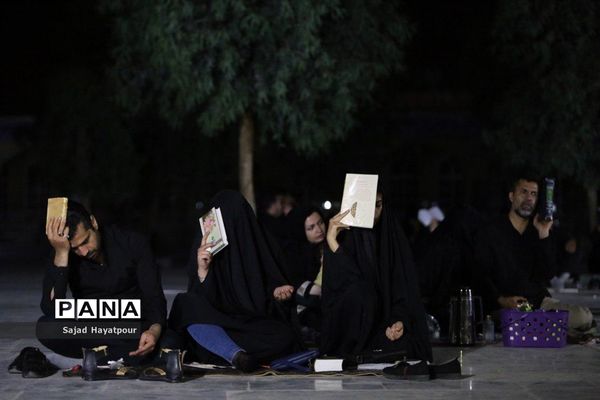 مراسم شب قدر در جوار گلزار شهدای علی ابن جعفر علیه السلام قم