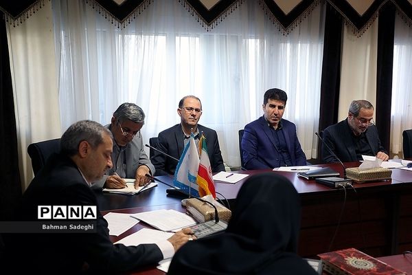 جلسه شورای سیاستگذاری ساماندهی مد و لباس وزارت آموزش و پرورش