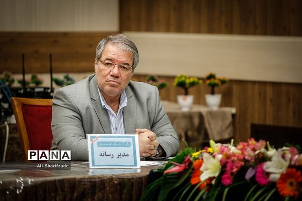 نشست صمیمی وزیرآموزش و پرورش با مدیران رسانه