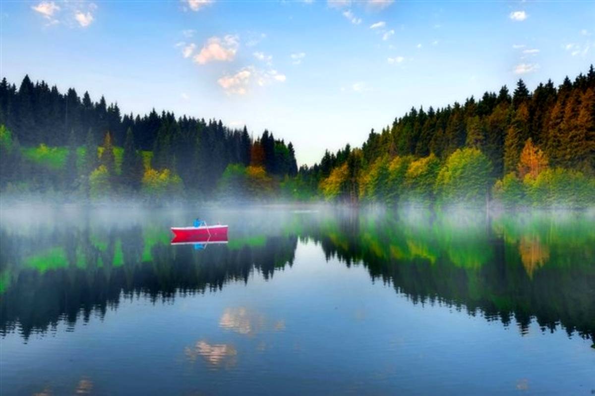 فضای آرام یک دریاچه در عکس روز نشنال جئوگرافیک