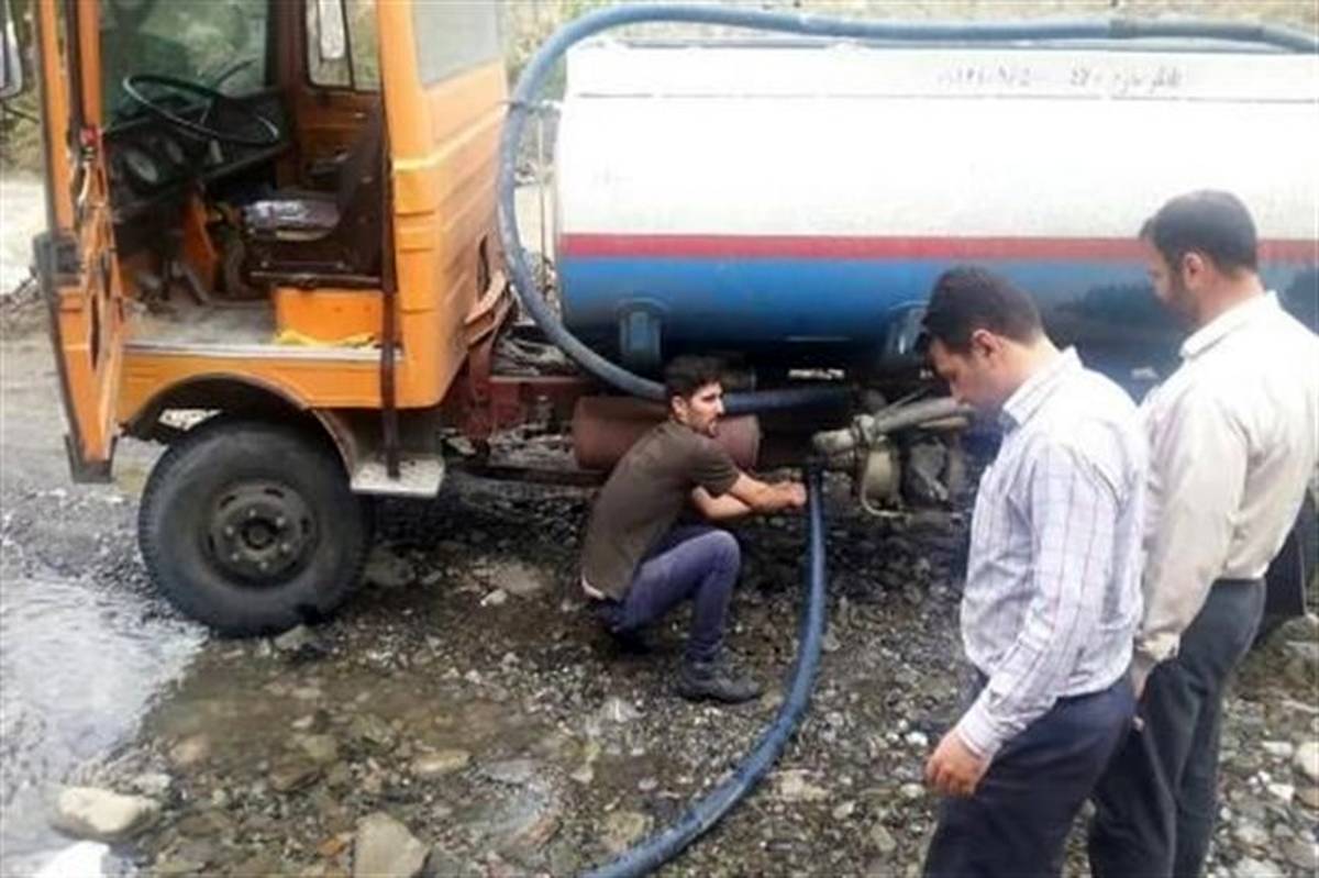 خودرو آب فروشان در دماوند توقیف شد