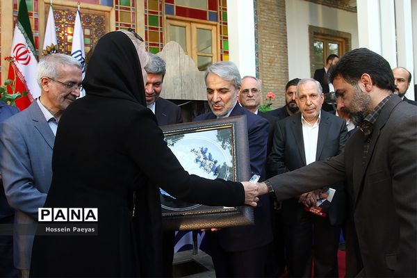 آیین تجلیل از خیرین مدرسه‌ساز و نکوداشت «محمدرضا حافظی» رئیس جامعه خیرین مدرسه‌ساز