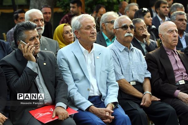 آیین تجلیل از خیرین مدرسه‌ساز و نکوداشت «محمدرضا حافظی» رئیس جامعه خیرین مدرسه‌ساز