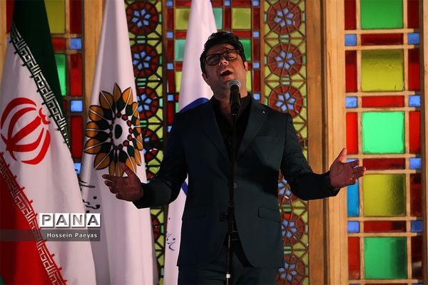 آیین تجلیل از خیرین مدرسه‌ساز و نکوداشت «محمدرضا حافظی» رئیس جامعه خیرین مدرسه‌ساز