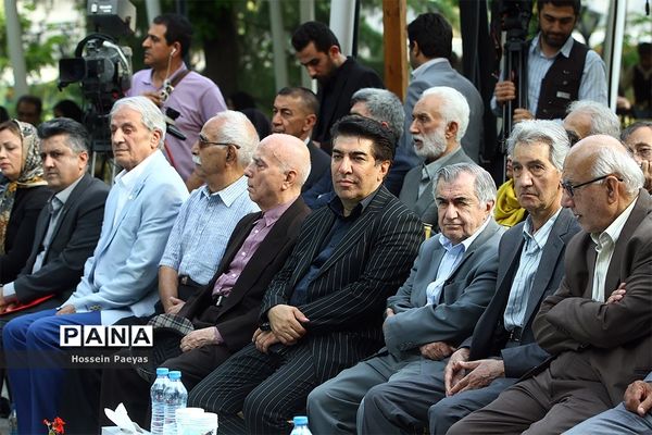 آیین تجلیل از خیرین مدرسه‌ساز و نکوداشت «محمدرضا حافظی» رئیس جامعه خیرین مدرسه‌ساز