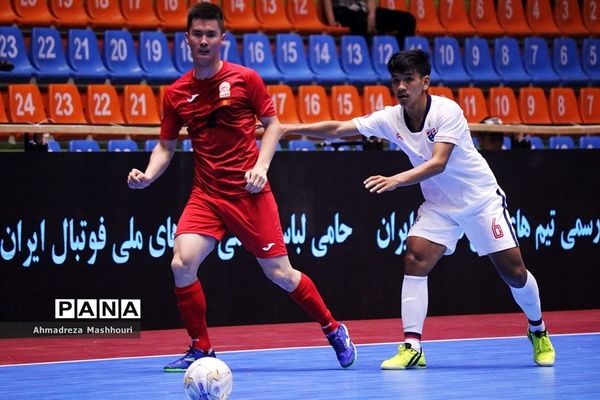 دیدار تیم‌های فوتسال تایلند و قرقیزستان از مسابقات فوتسال زیر ۲۰ سال آسیا در تبریز