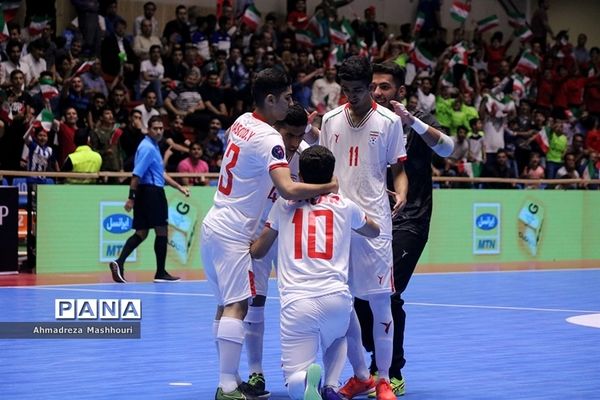 دیدار تیم‌های فوتسال زیر ۲۰ سال  ایران و هنگ کنگ