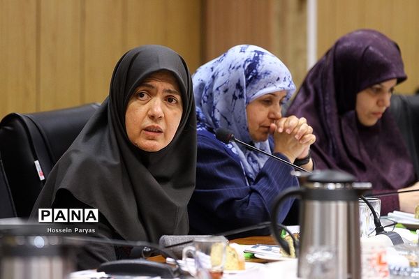 اولین نشست هم‌اندیشی اساتید دانشگاه‌های علوم تربیتی با سرپرست وزارت آموزش‌وپرورش