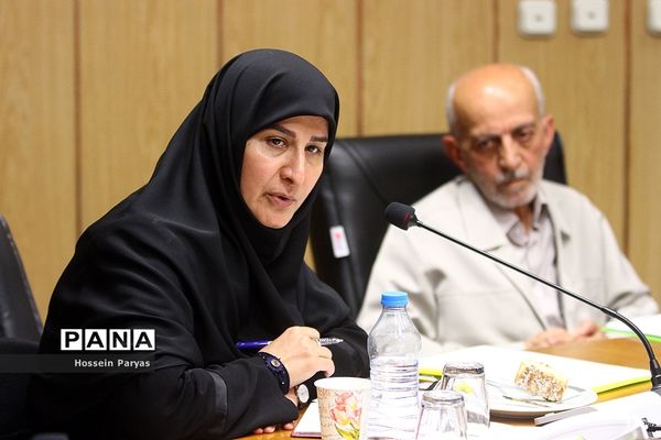 اولین نشست هم‌اندیشی اساتید دانشگاه‌های علوم تربیتی با سرپرست وزارت آموزش‌وپرورش