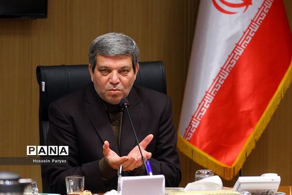 اولین نشست هم‌اندیشی اساتید دانشگاه‌های علوم تربیتی با سرپرست وزارت آموزش‌وپرورش