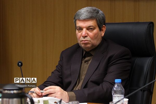 اولین نشست هم‌اندیشی اساتید دانشگاه‌های علوم تربیتی با سرپرست وزارت آموزش‌وپرورش