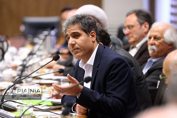 اولین نشست هم‌اندیشی اساتید دانشگاه‌های علوم تربیتی با سرپرست وزارت آموزش‌وپرورش