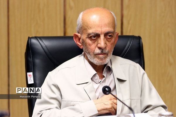 اولین نشست هم‌اندیشی اساتید دانشگاه‌های علوم تربیتی با سرپرست وزارت آموزش‌وپرورش