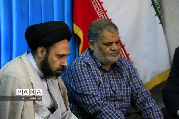 دیدار اعضای شورای عالی بسیج اساتید استان با نماینده ولی فقیه