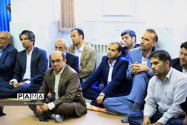 دیدار اعضای شورای عالی بسیج اساتید استان با نماینده ولی فقیه