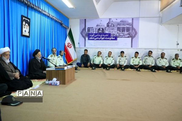 دیدار رئیس پلیس و پرسنل مواد مخدر استان با نماینده ولی فقیه در خراسان جنوبی