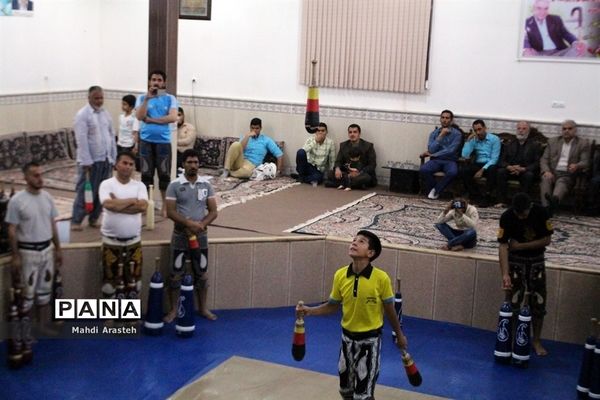 مراسم ورزش پهلوانی و زورخانه‌ای به مناسبت سالروز فرهنگ ورزش زورخانه‌ای در روستای تقاب خراسان حنوبی