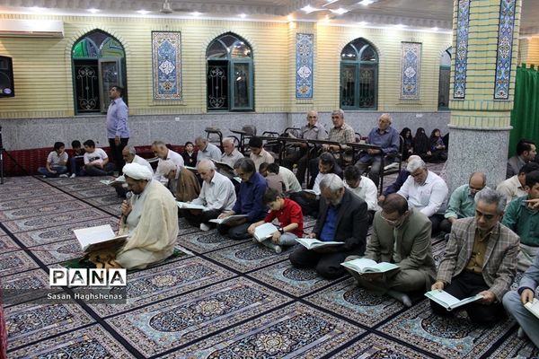 کرسی تلاوت قرآن کریم در اسلامشهر