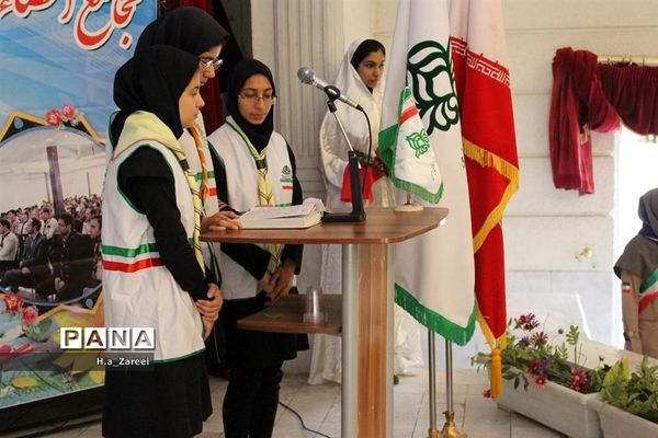 نشست مشترک مجامع اعضا،مربیان و شوراهای دانش‌آموزی در بخش خواهران