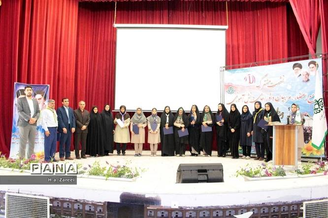 نشست مشترک مجامع اعضا،مربیان و شوراهای دانشآموزی در بخش خواهران
