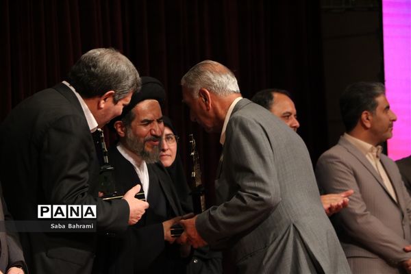همایش تجلیل از خیرین مدرسه‌ساز استان تهران (2)