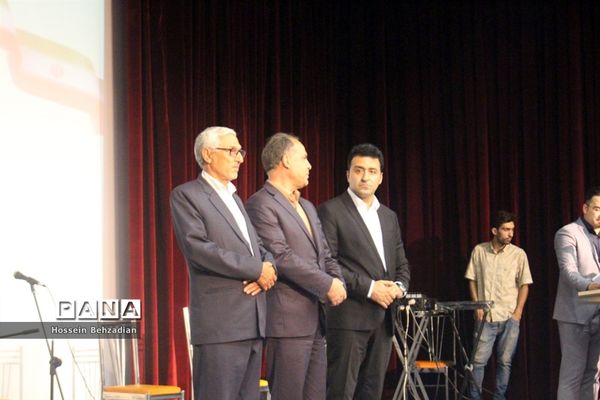 تجلیل از650 نفر از قهرمانان و مدال‌آوران ورزش خراسان جنوبی