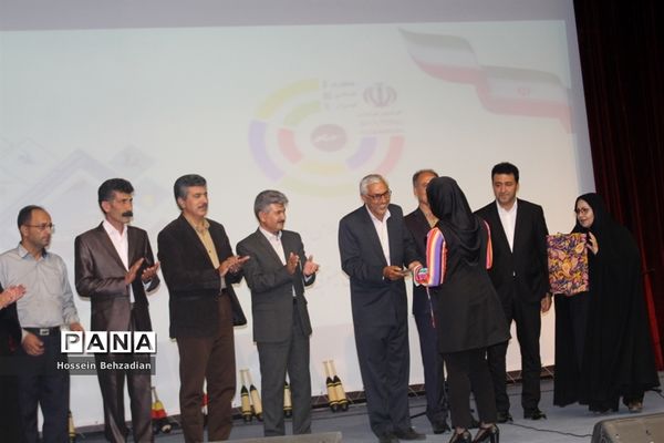 تجلیل از650 نفر از قهرمانان و مدال‌آوران ورزش خراسان جنوبی