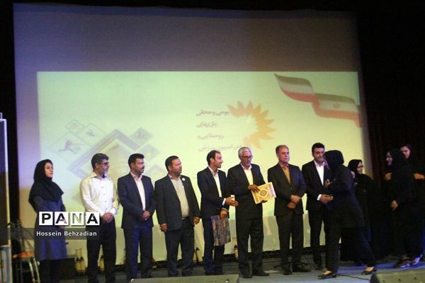 تجلیل از650 نفر از قهرمانان و مدال‌آوران ورزش خراسان جنوبی