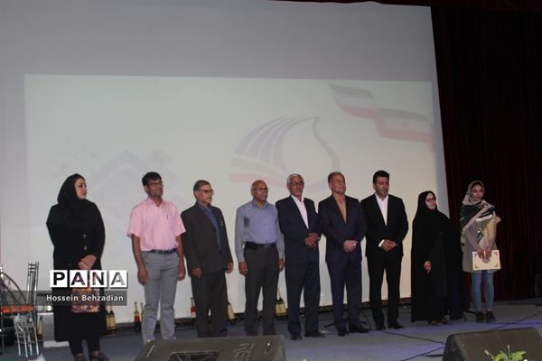 تجلیل از650 نفر از قهرمانان و مدال‌آوران ورزش خراسان جنوبی