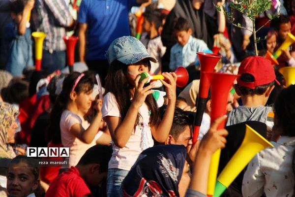 شور و شوق والیبالی در پارک های  ارومیه