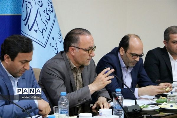 نشست خبری مدیر‌کل میراث فرهنگی،صنایع دستی و گردشگری آذربایجان شرقی