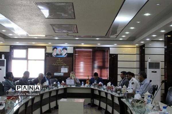 جلسه کار گروه استانی سرویس مدارس استان بوشهر