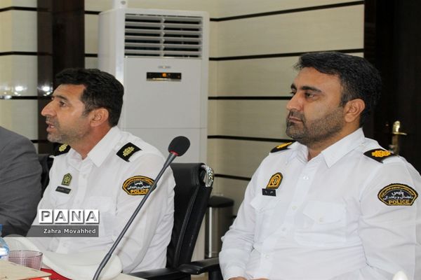 جلسه کار گروه استانی سرویس مدارس استان بوشهر