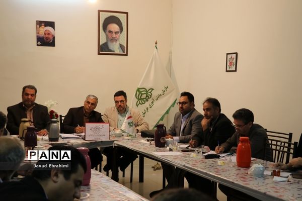نشست کمیته اجرایی ساماندهی لباس فرم