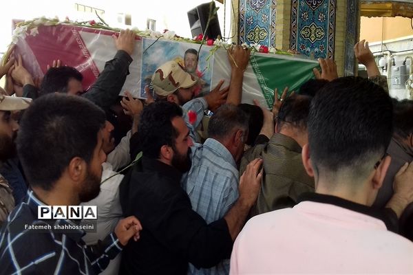 مراسم استقبال از پیکر شهید مدافع حرم در شهرستان فیروزکوه