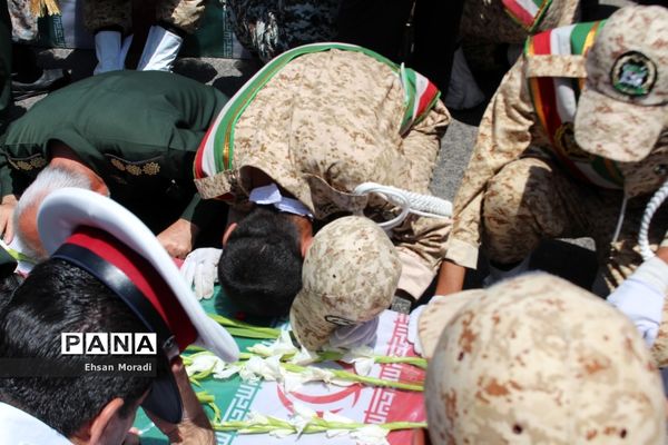 استقبال از شهدای گمنام در بیرجند