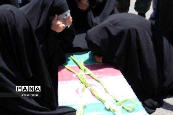 استقبال از شهدای گمنام در بیرجند