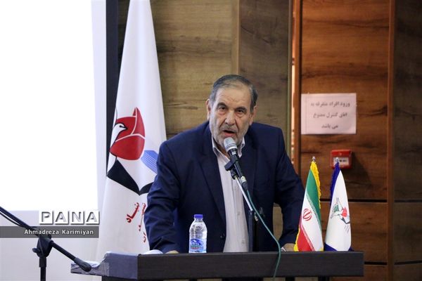مراسم تجلیل از کارآفرینان برتر شاهد و ایثارگر استان فارس