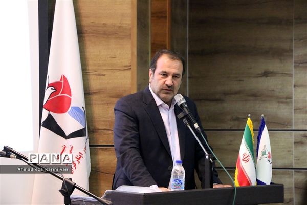 مراسم تجلیل از کارآفرینان برتر شاهد و ایثارگر استان فارس