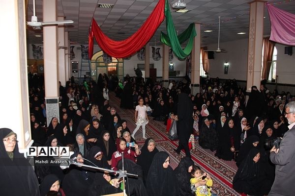 ورود کاروان زیرسایه خورشید مراسم جشن بانوان خادم‌یار رضوی در شهرستان بیرجند