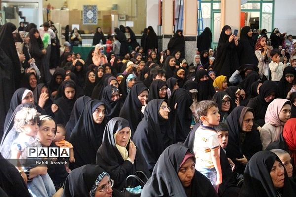 ورود کاروان زیرسایه خورشید مراسم جشن بانوان خادم‌یار رضوی در شهرستان بیرجند