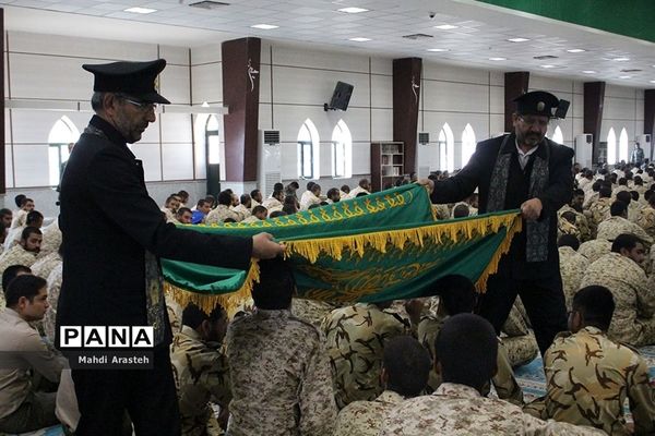 حضور کاروان زیرسایه خورشید حرم بارگاه رضوی در پادگان 04 امام رضا (ع) ارتش بیرجند