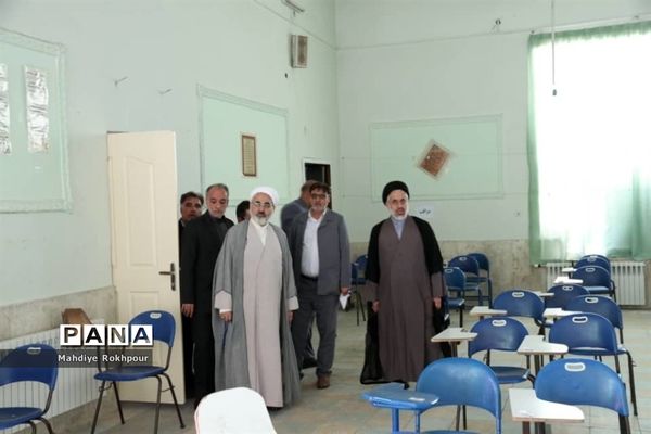 بازدید معاون حقوقی وزارت آموزش و پرورش از مدارس بیرجند و خوسف