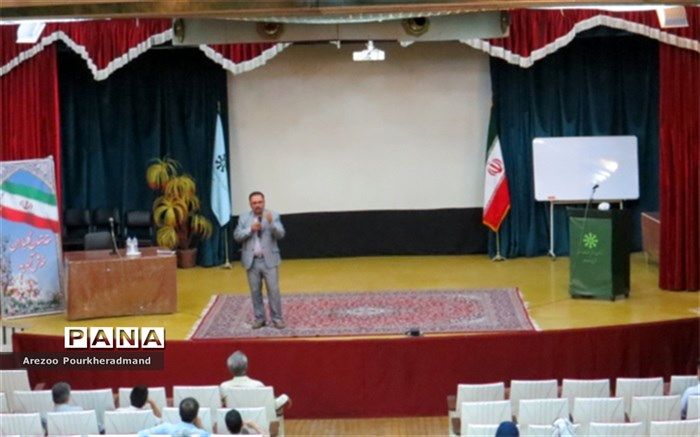 برگزاری همایش دوره آموزشی و پژوهشی ویژه اولیا در یزد